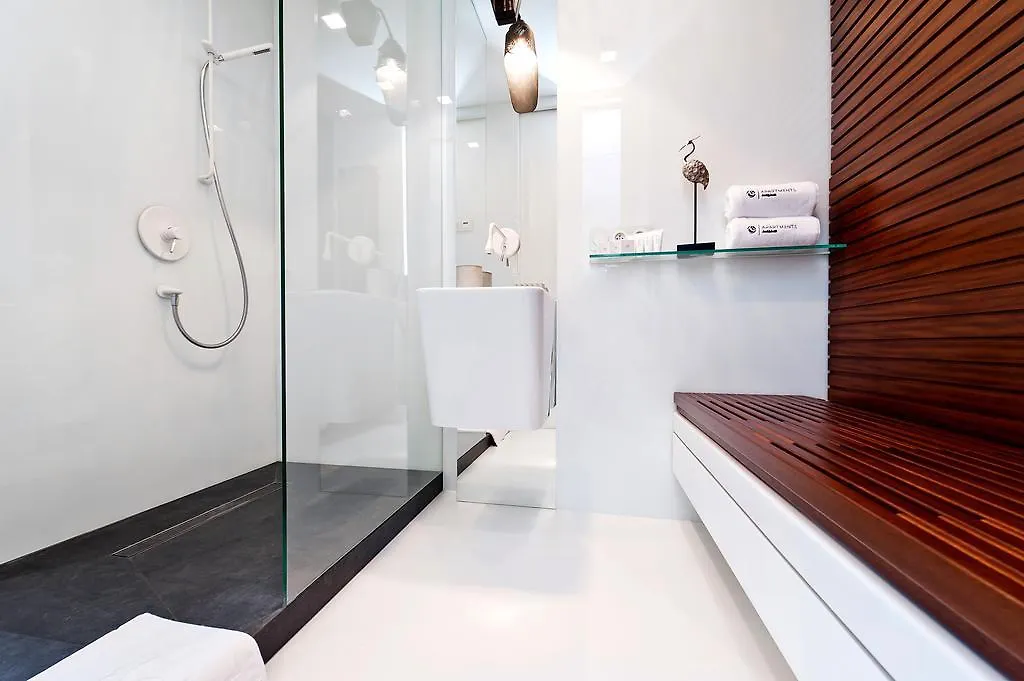 Bed&Bath Futuristic Apartment Krakow